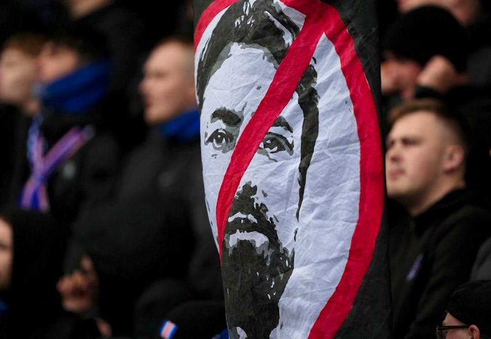 Diese Rangers-Fans werden sich über die Entlassung von Russell Martin freuen.