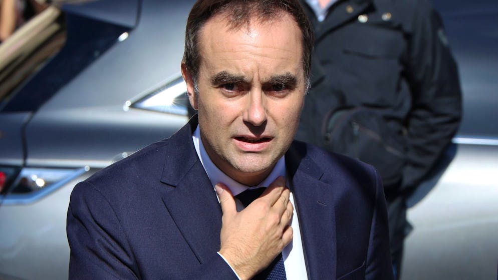 Francia. Lecornu tenta l'ultima carta, Retailleau apre spiragli e Macron medita di dimettersi