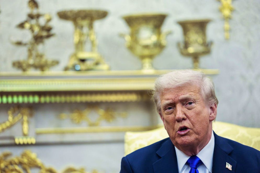 L'ensemble des plus de deux millions de fonctionnaires fédéraux ne sont pas payés pendant toute la durée de la paralysie budgétaire, même ceux qui doivent continuer de travailler.