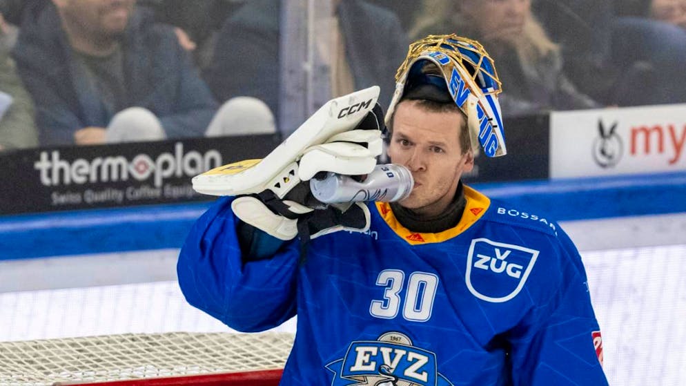 Niederlagen für den ZSC und den EV Zug - Gallery. Zugs Goalie Leonardo Genoni musste sich nur einmal geschlagen geben, was den Finnen aber zum Sieg reichte
