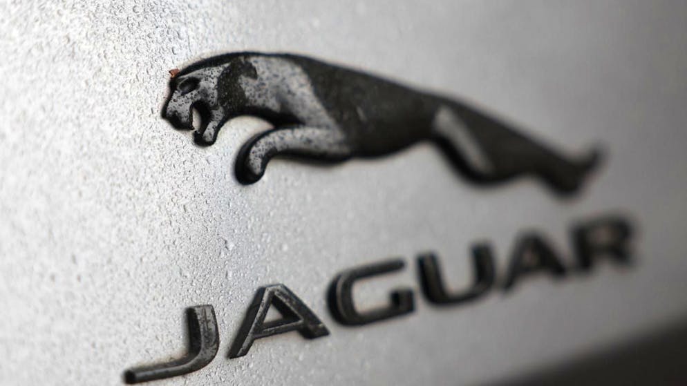 Cette reprise s'accompagne d'un programme de financement destiné à apporter "des liquidités immédiates" aux nombreux fournisseurs du groupe, fragilisés par les retards de paiements et une baisse de l'activité engendrés par l'attaque.