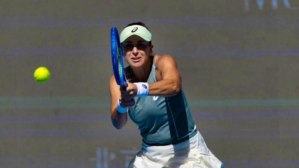 Belinda Bencic meets Iga Swiatek in the round of 16 of the Wuhan Open
