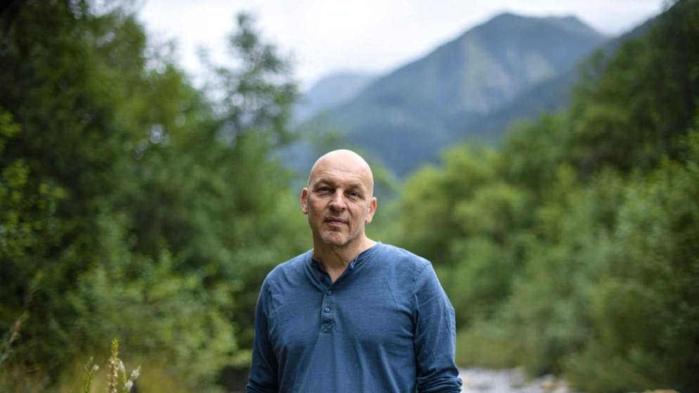Tim Krohn weckt in seinen Erzählungen "Die Stille der Höhe" die Sehnsucht nach den Bergen. Der Autor weiss wie das geht, weil er selber zwanzig Jahre in der Stadt Zürich gewohnt hat, bevor er ins bündnerische Val Müstair gezogen ist. (Archivbild)