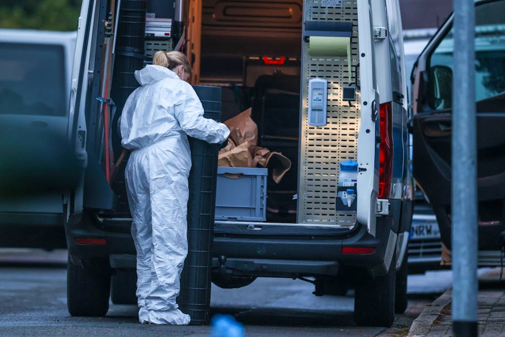 Spurensicherung nach Angriff auf designierte Bürgermeisterin von Herdecke 