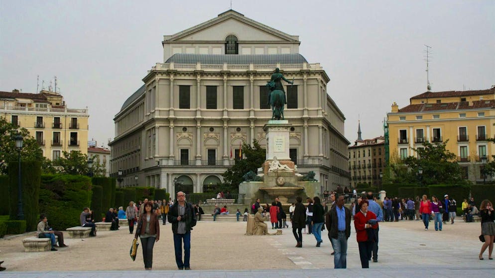 Four dead after building collapses in Madrid - Gallery. The collapse happened not far from the Madrid Opera House. (Archive photo)