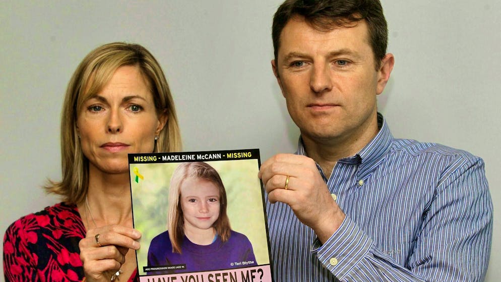 Les parents de la fillette anglaise disparue Madeleine McCann ont témoigné dans un procès pour harcèlement contre une femme qui prétend être leur fille. (photo d'archives)