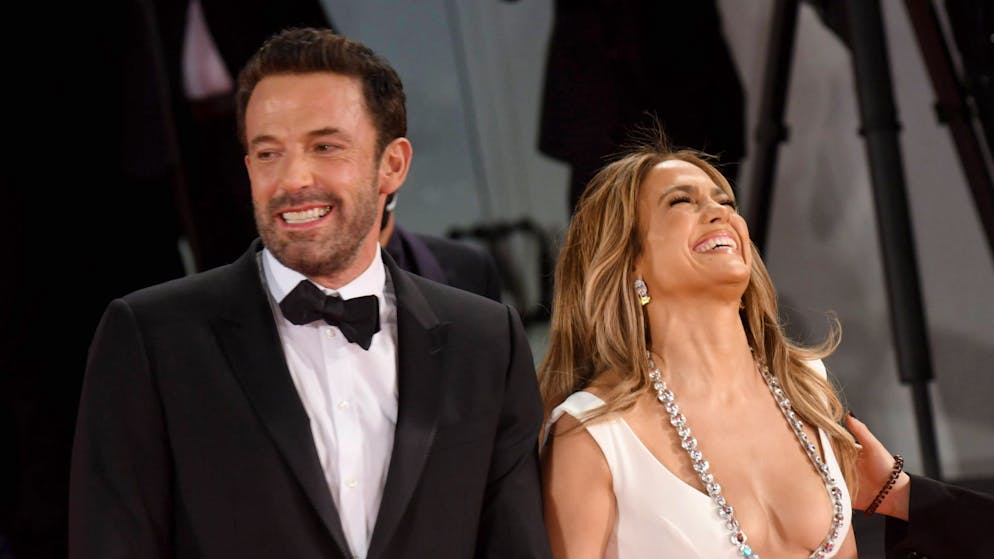 «Kiss of the Spider Woman». Dopo il divorzio, Jennifer Lopez e Ben Affleck insieme sul tappeto rosso