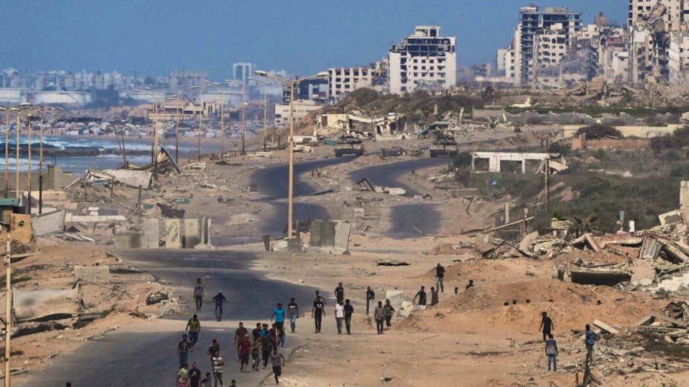 Firmato l'accordo tra Israele e Hamas sulla prima fase del piano per Gaza.