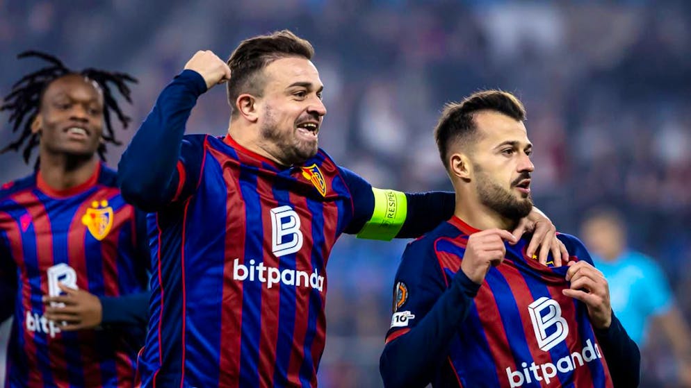 Der FC Basel mit Captain Xherdan Shaqiri (Mitte) spielt den Cup-Achtelfinal gegen Grand-Saconnex vor Heimpublikum.