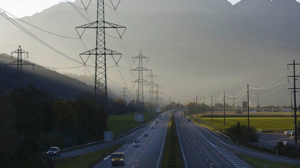 Der Autofahrer fiel auf der A3 negativ auf. 