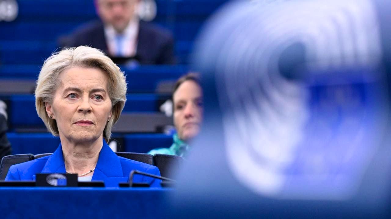 Europa. Misstrauensanträge gegen EU-Kommission scheitern