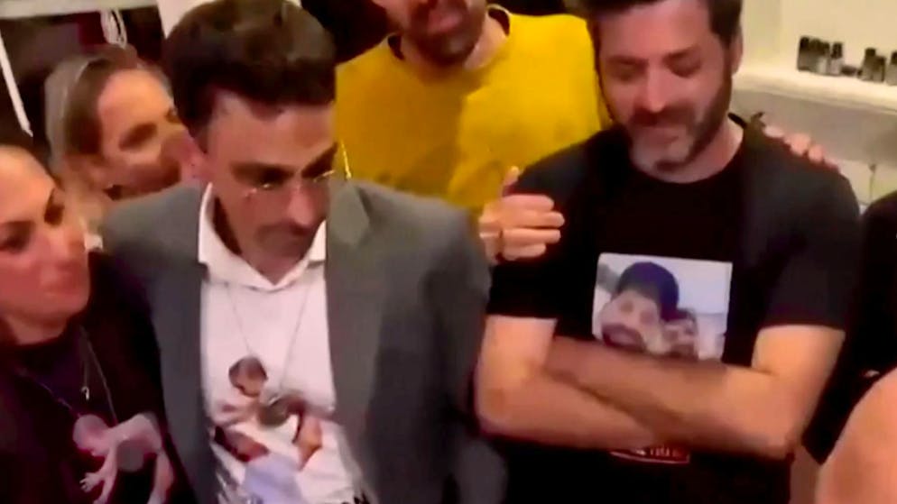 Medio Oriente. Ecco la telefonata di Trump con i parenti degli ostaggi di Hamas: «Torneranno tutti»