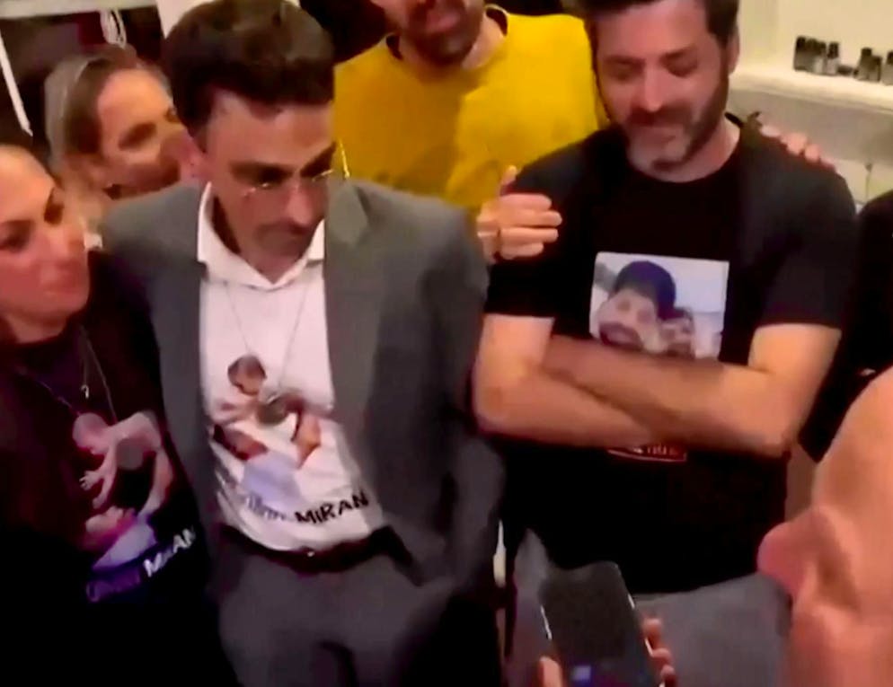 Alcuni dei parenti degli ostaggi prigionieri di Hamas.