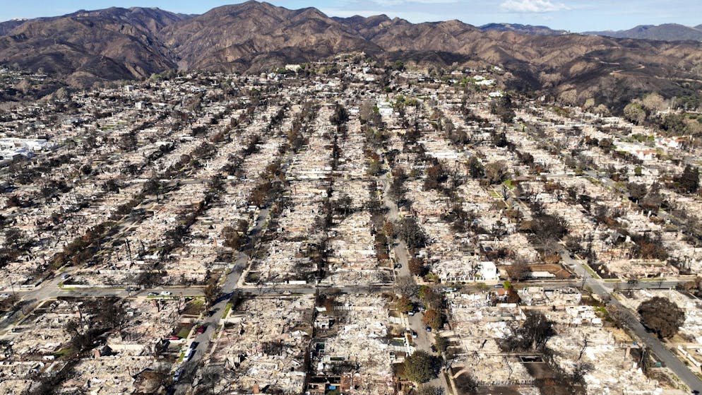 Waldbrände in Kalifornien: Tausende evakuiert - Gallery. Zerstörte Häuser so weit das Auge reicht: Pacific Palisades nach dem Palisades Fire. (27. Januar 2025)
