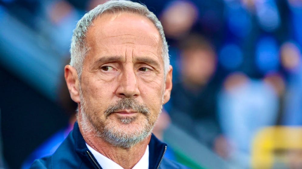 L'entraîneur autrichien de Monaco, Adi Hütter, a été démis de ses fonctions.