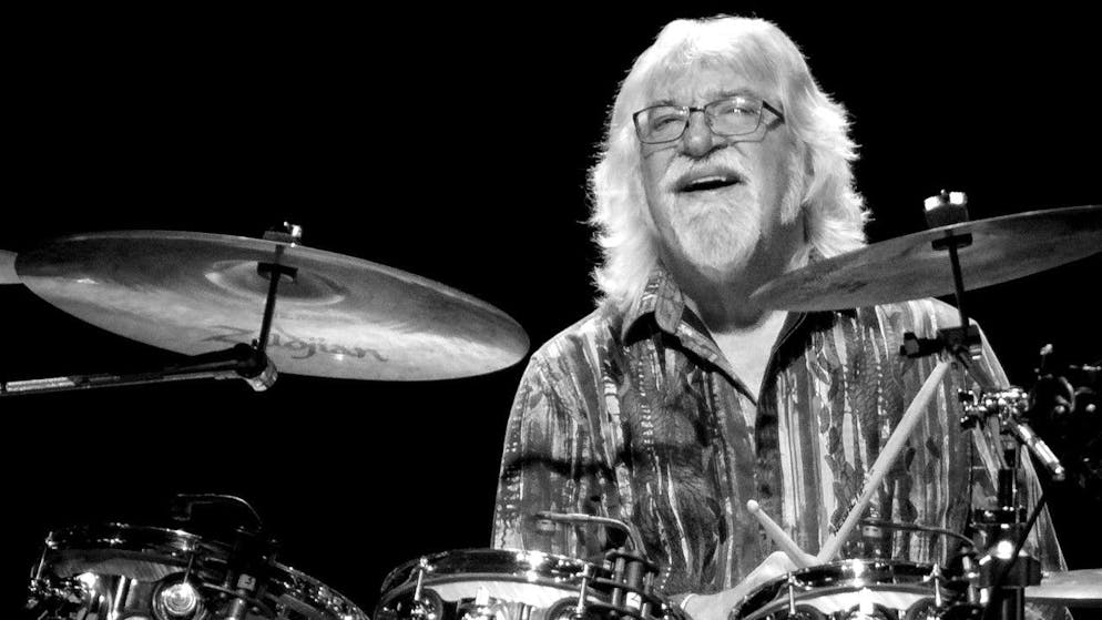 Carnet noir. Le chanteur d'un groupe mythique meurt à 82 ans