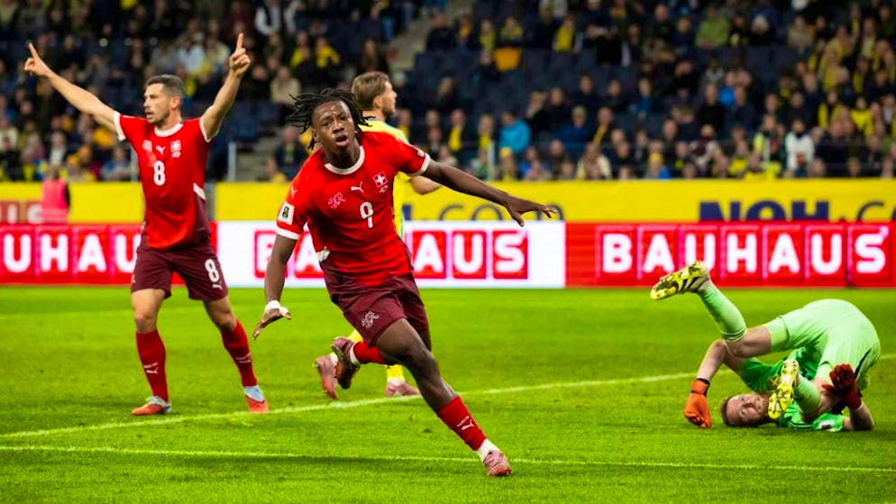 Johan Manzambi celebrates his goal to make it 2:0 against Sweden