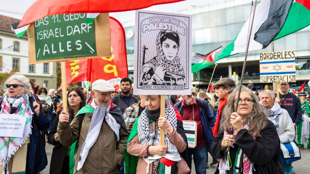 Svizzera. A Berna sono 2'000 persone  a manifestare per la Palestina e contro l'immobilismo politico