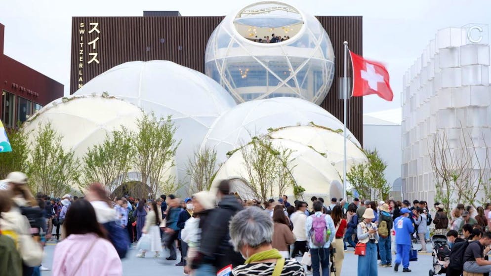 Am 13. Oktober werden in Osaka zum letzten Mal Expo-Gäste im Schweizer Pavillon Raclette essen und Selfies schiessen. (Archivbild)