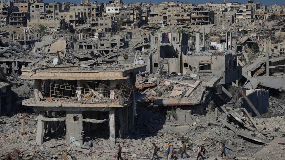 Medio Oriente. Lo sconforto dei 300'000 palestinesi tornati a Gaza, «Non è rimasto più niente»