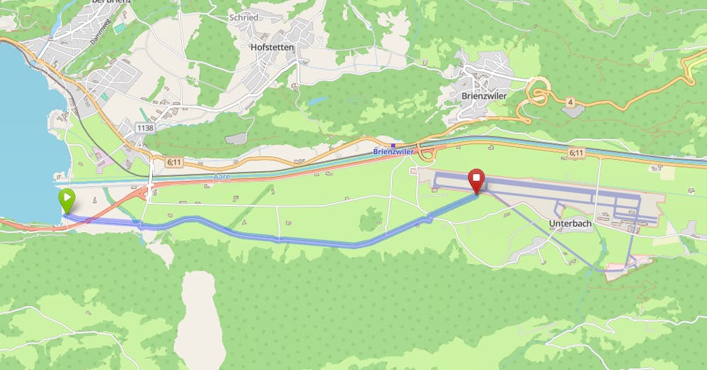 Der Ölfilm war auf den rund vier Kilometern bis zum Flugplatz gut sichtbar. 