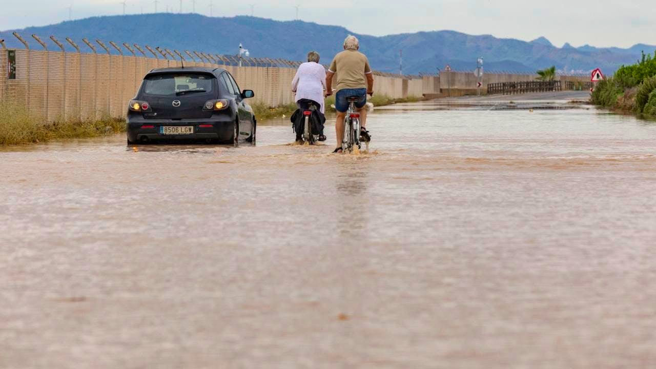 Unwetter. Erneute Überschwemmungen legen auf Ibiza Flugverkehr lahm