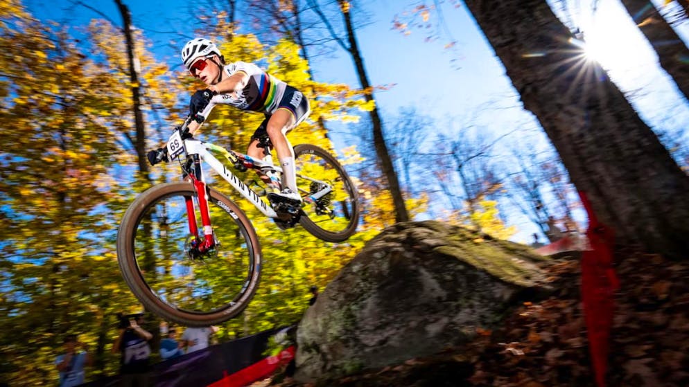 Die Schwedin Jenny Rissveds fährt mit dem näherrückenden Saisonende in einer eigenen Liga.