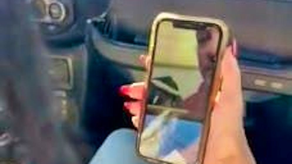 Il video della scena emozionante. «Stai tornando a casa!»: la madre di un ostaggio israeliano parla con suo figlio dopo 2 anni