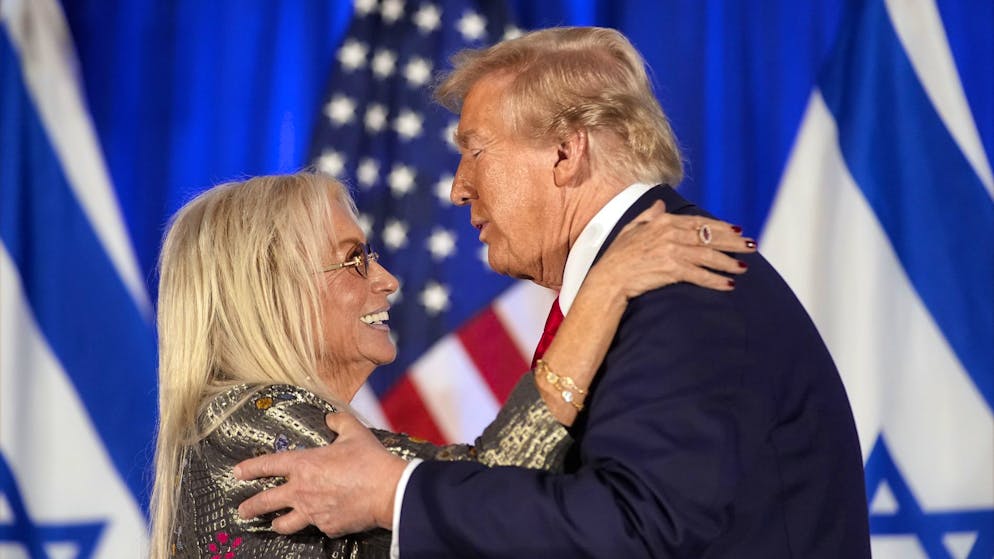 Ex amica di Netanyahu. Ecco chi è Miriam, la miliardaria che ha «diretto» Trump verso l'accordo di pace