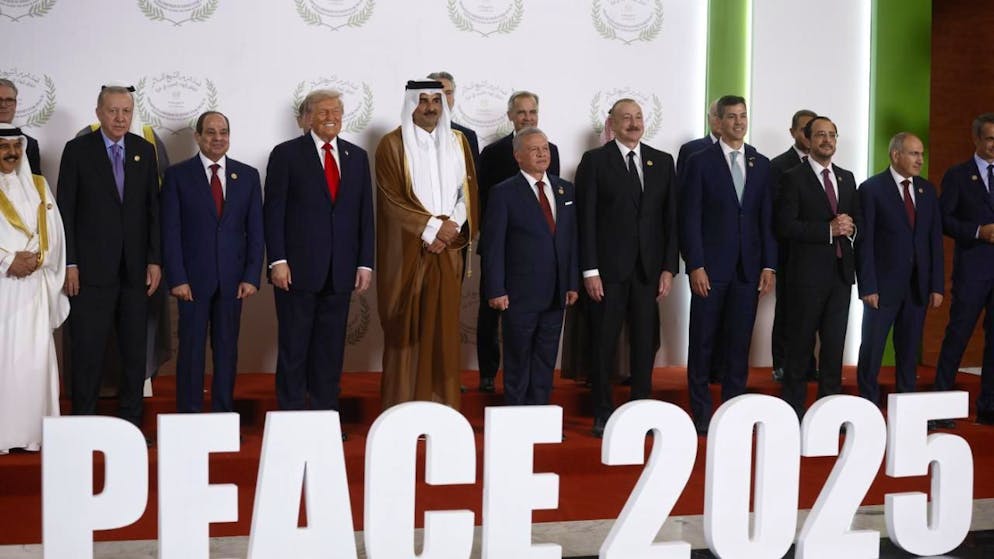 Medio Oriente. Trump firma l'accordo di pace per Gaza