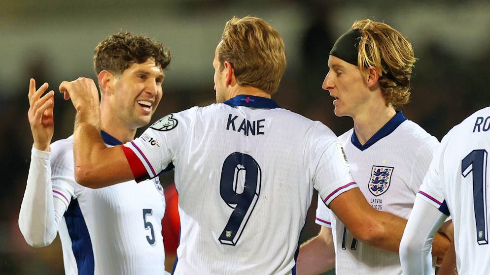 Harry Kane trifft gegen Lettland doppelt.