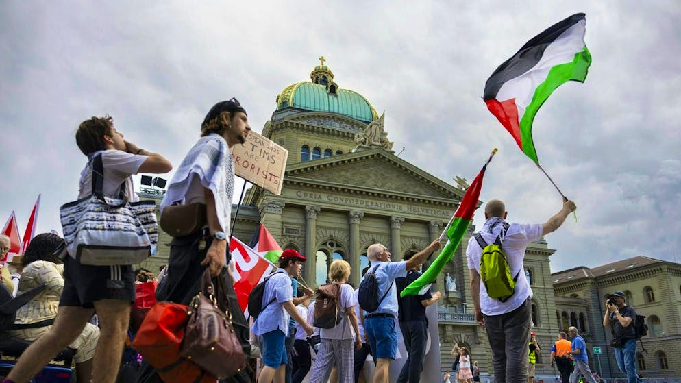 Prima della democrazia globale. La popolazione svizzera potrebbe decidere se riconoscere lo Stato di Palestina