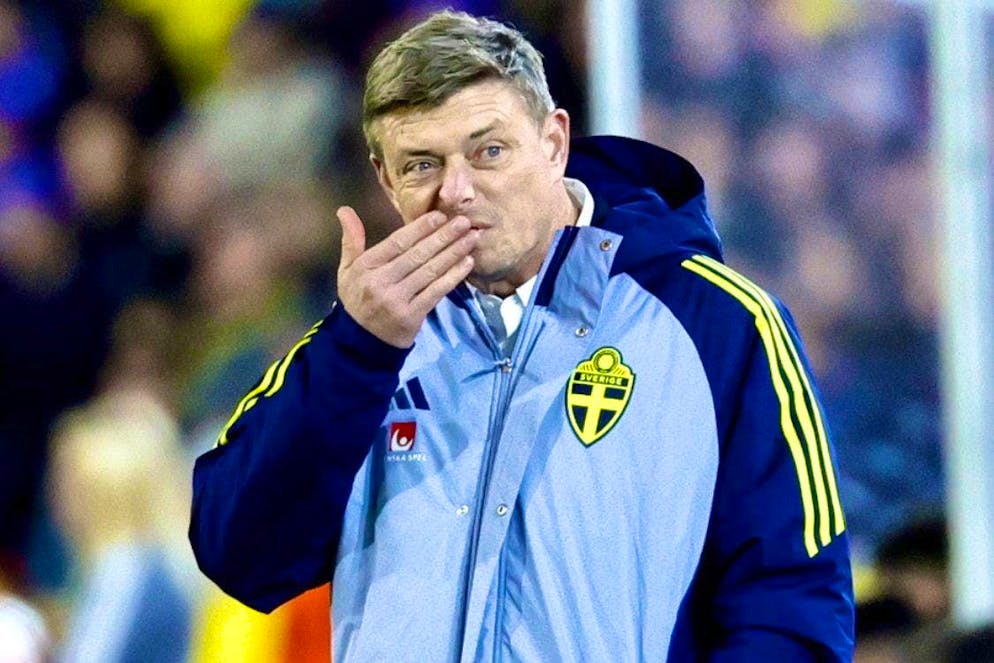 Will Jon Dahl Tomasson still be Sweden coach in November?