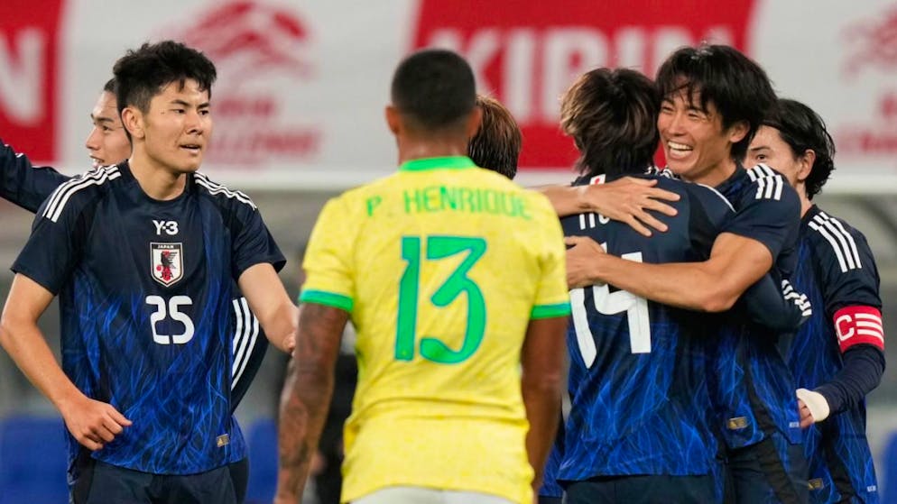 Die grosse Freude der Japaner nach dem Prestigesieg in Tokio