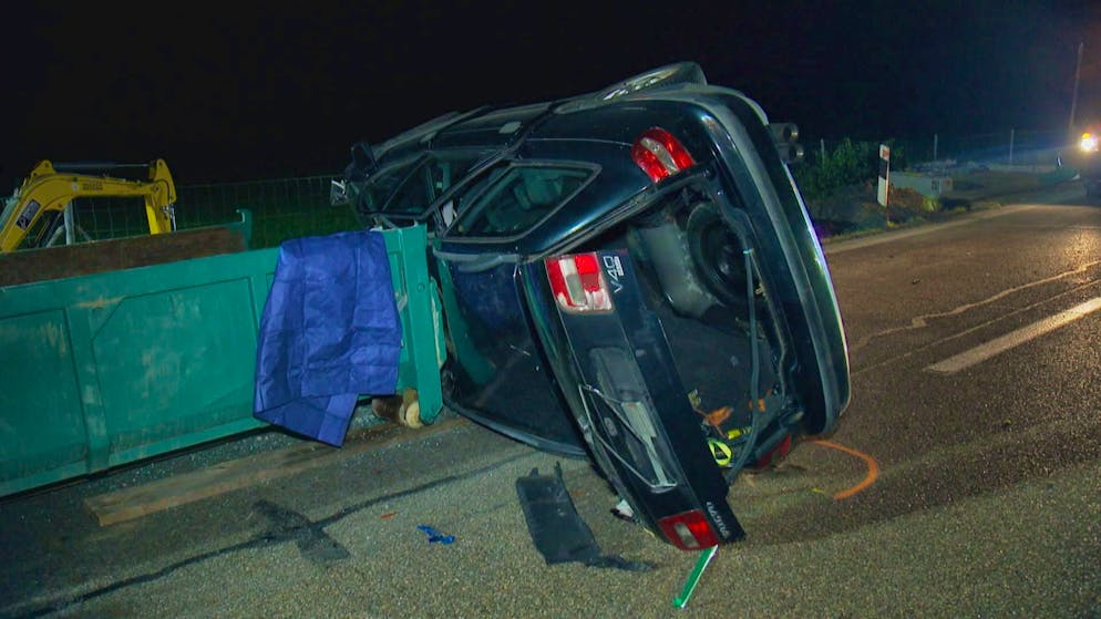 Man (66) crashes his car into roadworks on the A1. The exit was closed for several hours while the accident was being investigated.