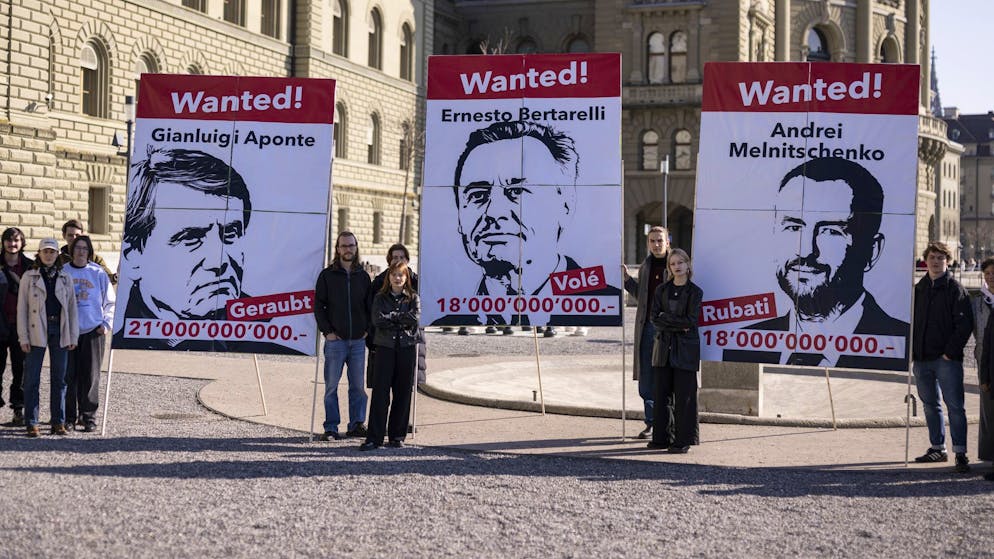 Poll on the vote on November 30. Inheritance tax for the super-rich fails - narrow yes to compulsory service for all