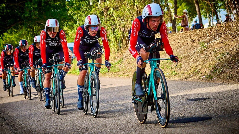 La formation Arkéa-B&B Hotels (ici sur la Vuelta) vit sans doute ses dernières heures sur le World Tour.