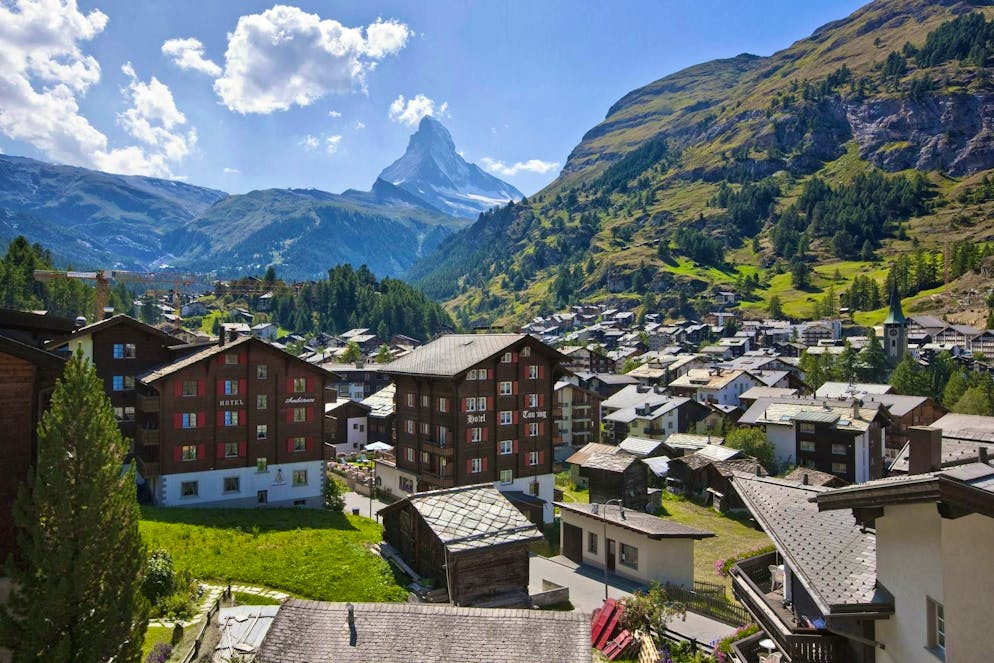 An internal family dispute in Zermatt has legal consequences.