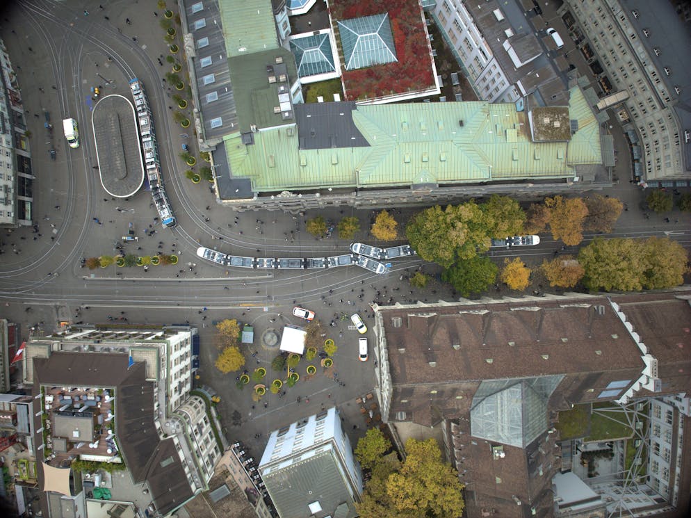 Am Zürcher Paradeplatz hat sich am Mittwoch ein Tram-Unfall ereignet.