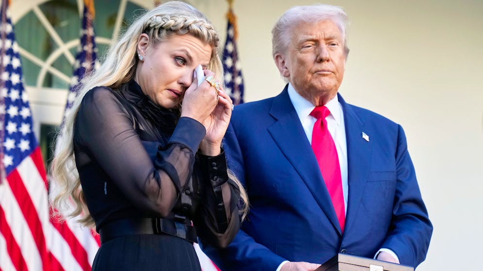 Son époux décoré. Erika Kirk : «Ceci n'est pas une cérémonie. C'est un ordre de marche»