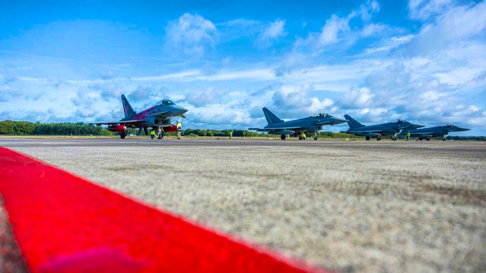PRODUCTION - Four Eurofighters from the Tactical Air Force Wing 71 "Richthofen" are parked at Münster-Osnabrück Airport. The German Air Force is conducting a defense exercise at Münster-Osnabrück Airport. Photo: Guido Kirchner/dpa