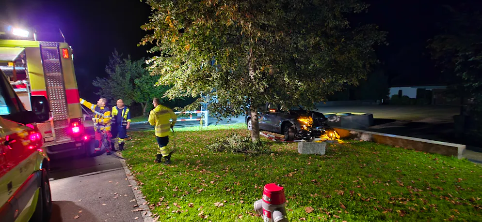 Der 19-jährige Unfallfahrer von Glattbrugg ZH war mit überhöhter Geschwindigkeit unterwegs.