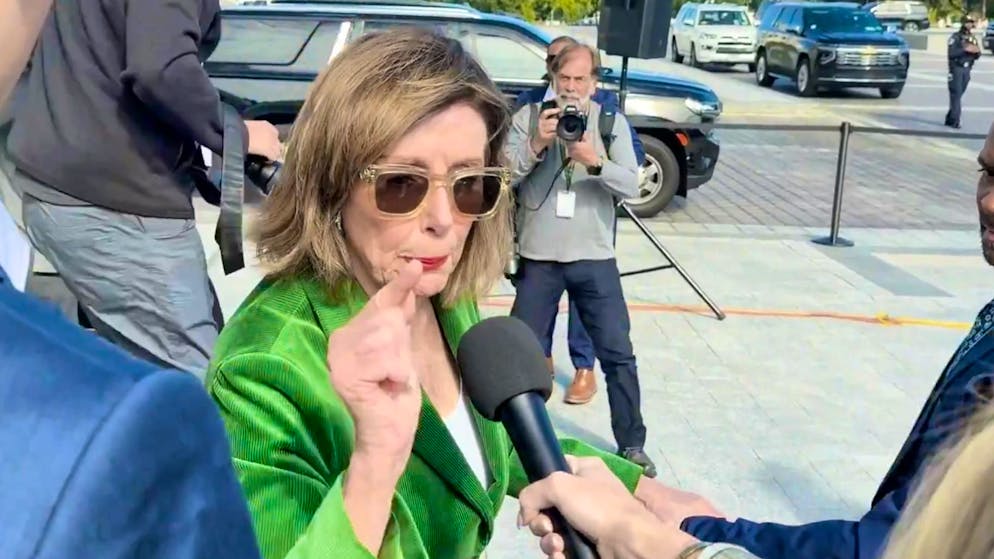 «Ferme ta g***** !». Etats-Unis : une célèbre politicienne démocrate pète les plombs !