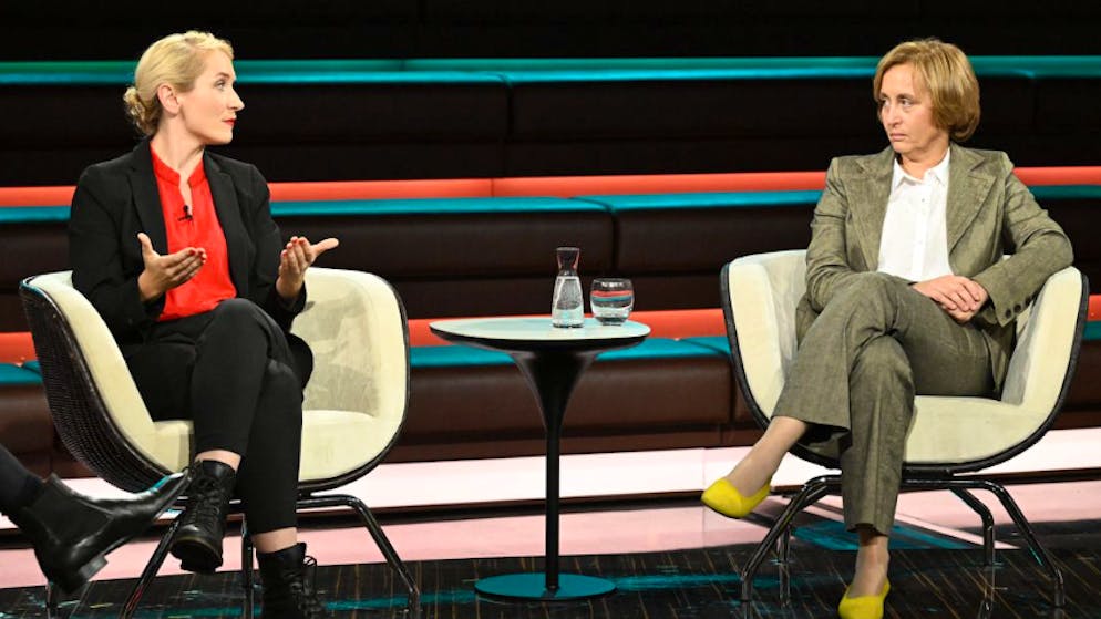 Eskalation und Handschlag-Verweigerung. «Machen Sie ihn nicht dümmer, als er ist!» – AfD-Politikerin legt sich im TV mit allen an