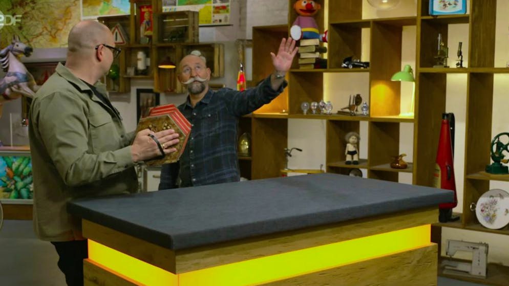 «Bares für Rares»-Star. Horst Lichter verzieht plötzlich schmerzhaft sein Gesicht: «Ich brauche Hilfe»