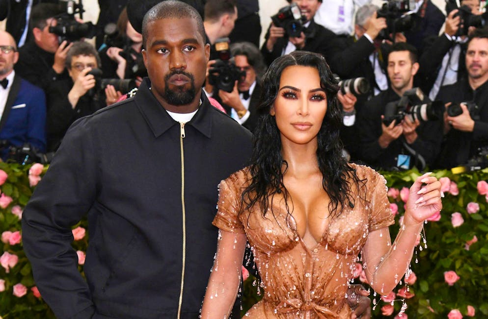 Kanye West e Kim Kardashian in uno scatto del 2019