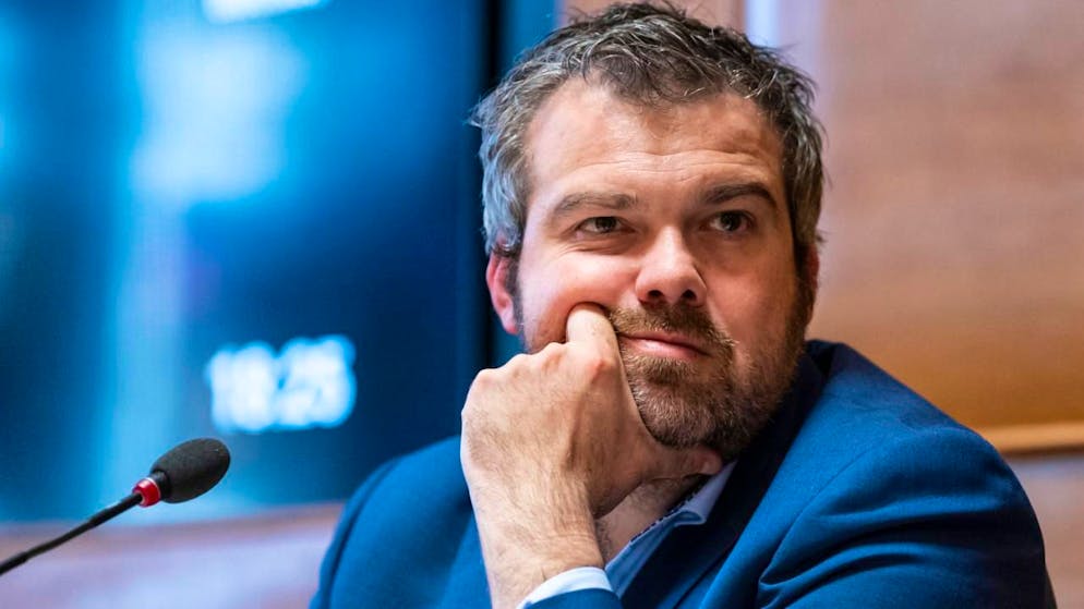 Le président du législatif de la Ville de Berne Tom Berger (PLR) a dirigé des débats animés jeudi.