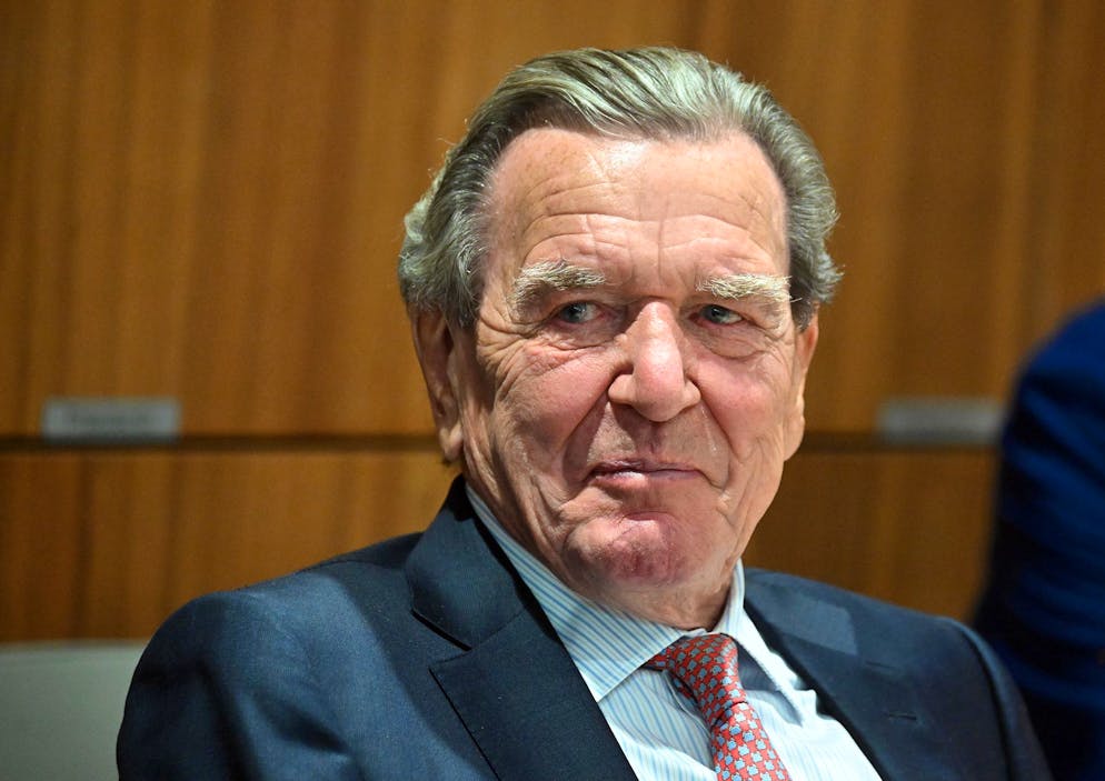 La construction des gazoducs Nord Stream 1 et 2, reliant l'Allemagne à la Russie via la mer Baltique, «demeure justifiée», a affirmé Gerhard Schröder.