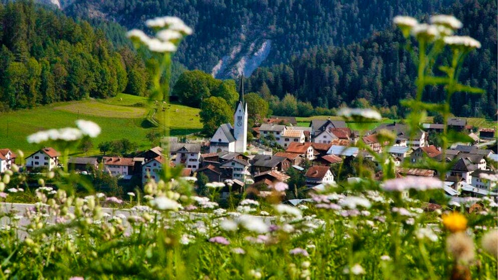 Valendas in the Surselva region of Graubünden is the tenth Swiss village to be named "Best Tourism Village" by the world tourism organization UN Tourism. (archive picture)