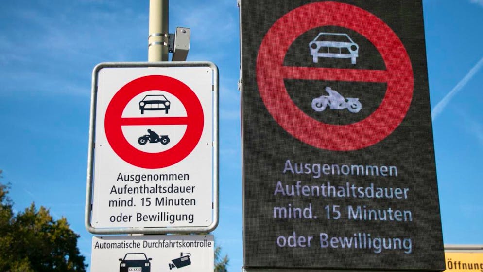 Umstrittenes Fahrverbot. Autofahrende wehren sich gegen Scanner-Bussen in Birsfelden BL – nun landet der Fall vor Gericht